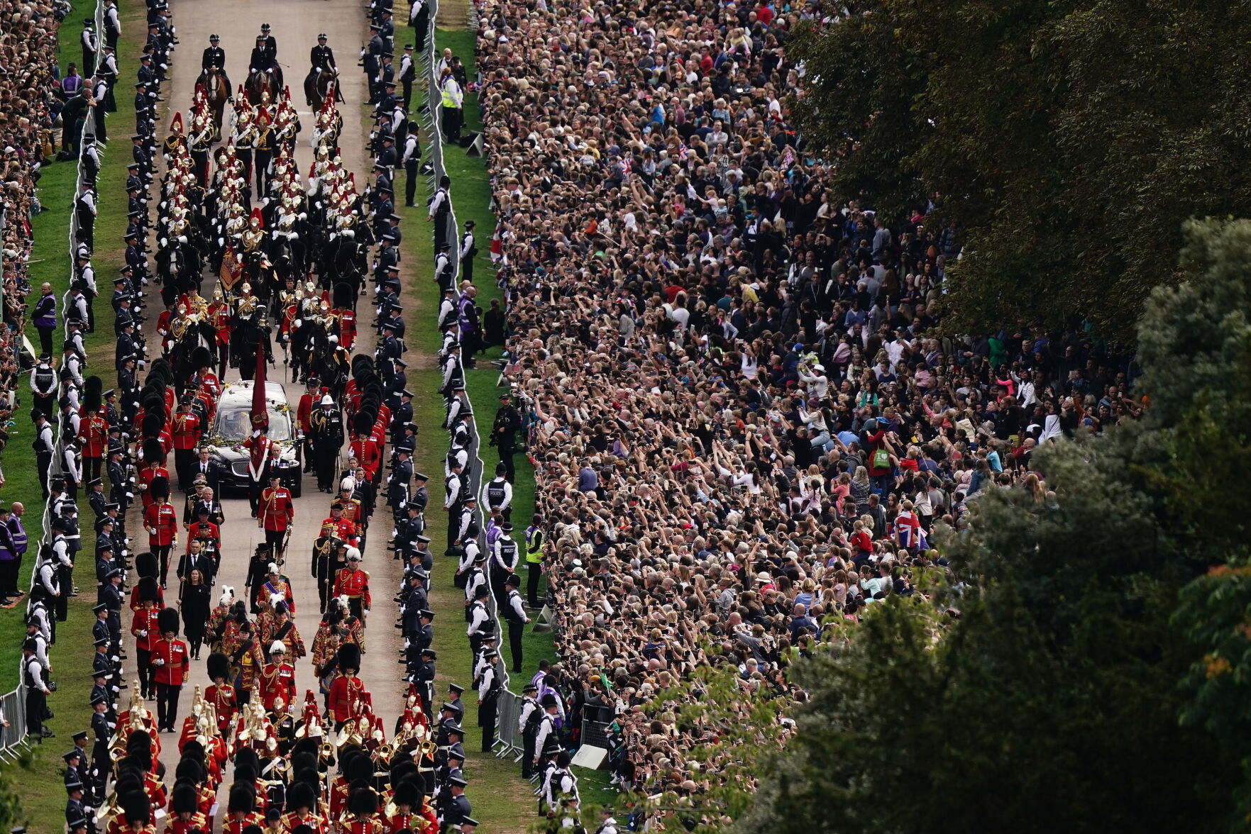Queen Elizabeth II mourned by Britain and world at funeral